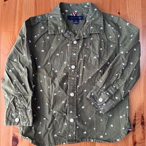 Tommy Hilfiger Boys'‎ Long Sleeve Button Down House Print Shirt Size 2T